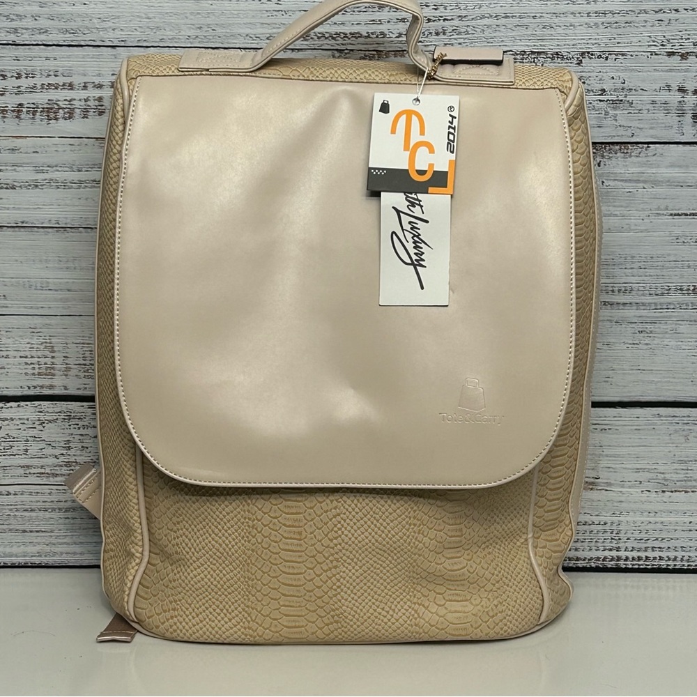 Tote & Carry NWT women’s backpack